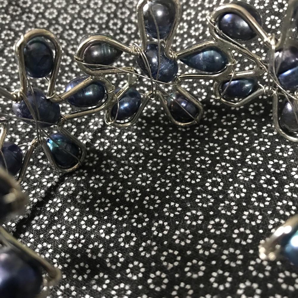 Cuff-styled bracelet - Picture 4 of 4